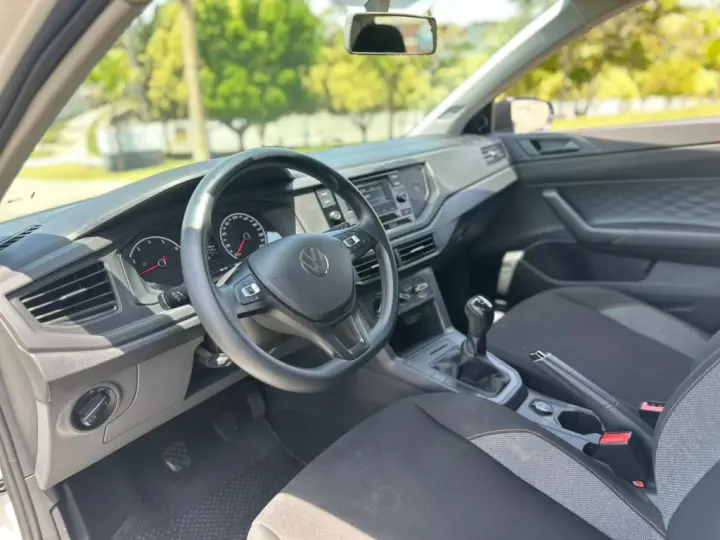 POLO 1.0 MPI TRACK MANUAL