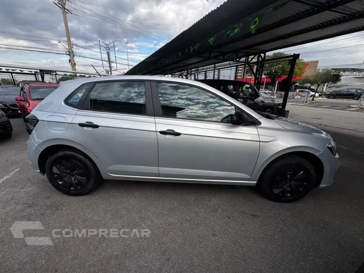 Polo Hatch 1.0 4P MPI TRACK