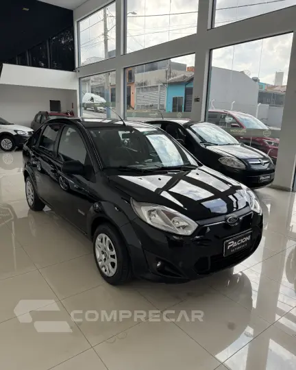 FIESTA 1.6 Rocam SE Sedan 8V