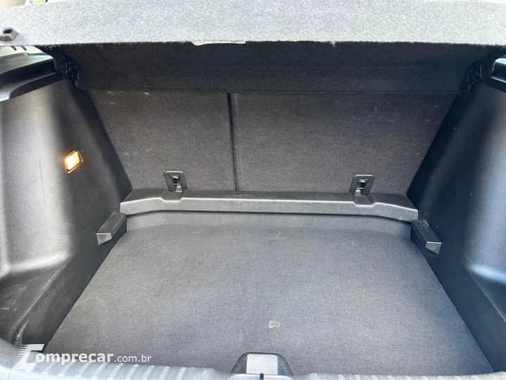 Tracker Premier 1.2 Turbo (Aut.)