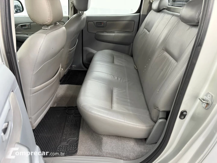 HILUX 2.4 4X4 CD 8V