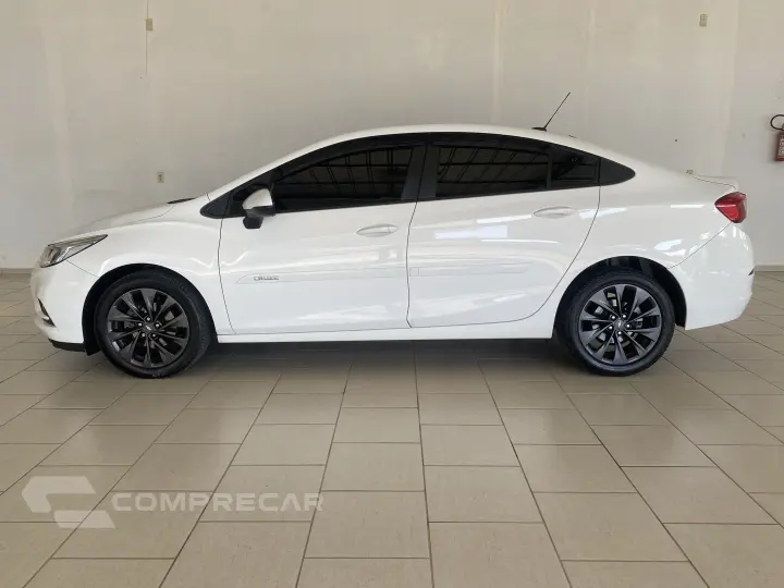 CRUZE 1.4 LT