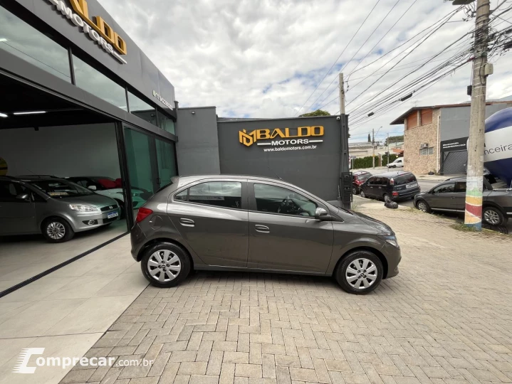 ONIX HATCH LT 1.4 8V FlexPower 5p Mec.