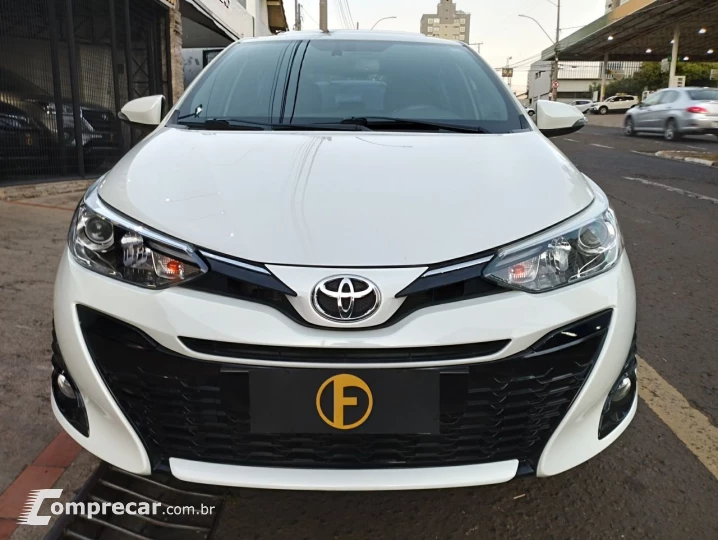 Yaris Hatch 1.5 16V 4P FLEX XLS CONNECT MULTIDRIVE AUTOMÁTIC