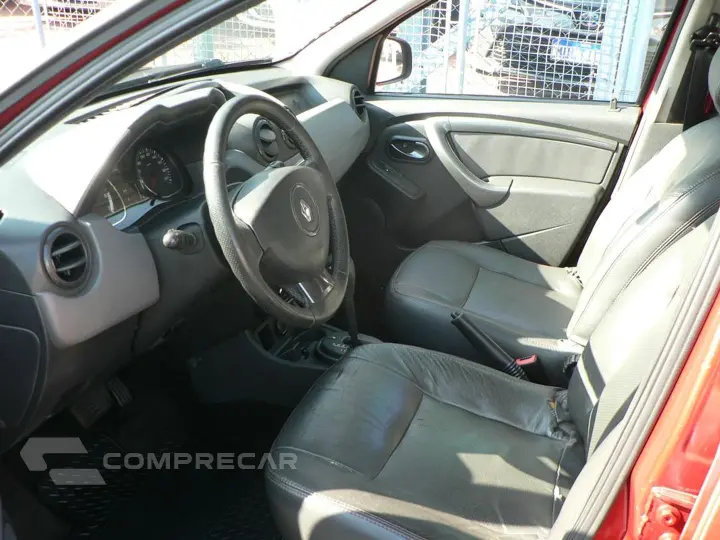 Duster 2.0 Dynamique 4X2 16V Flex 4P Automático