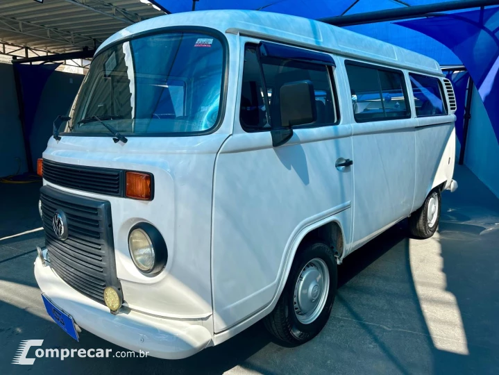 Kombi 1.4 FLEX STD 9 LUGARES