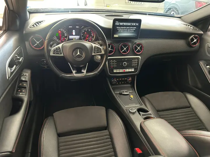 CLA-250 Sport 4MATIC 2.0 16V 211cv Aut.