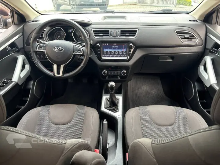 T40 1.5 JET Flex 16V 5p Mec.