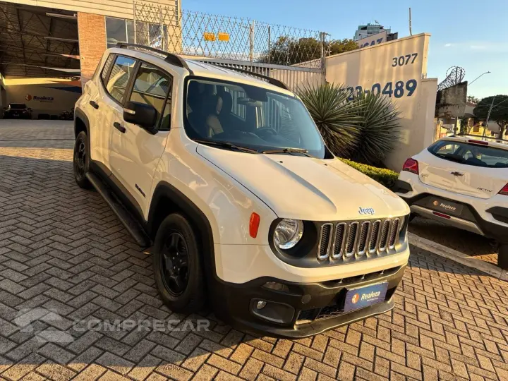 Renegade 1.8 4x2 Flex 16V Aut.