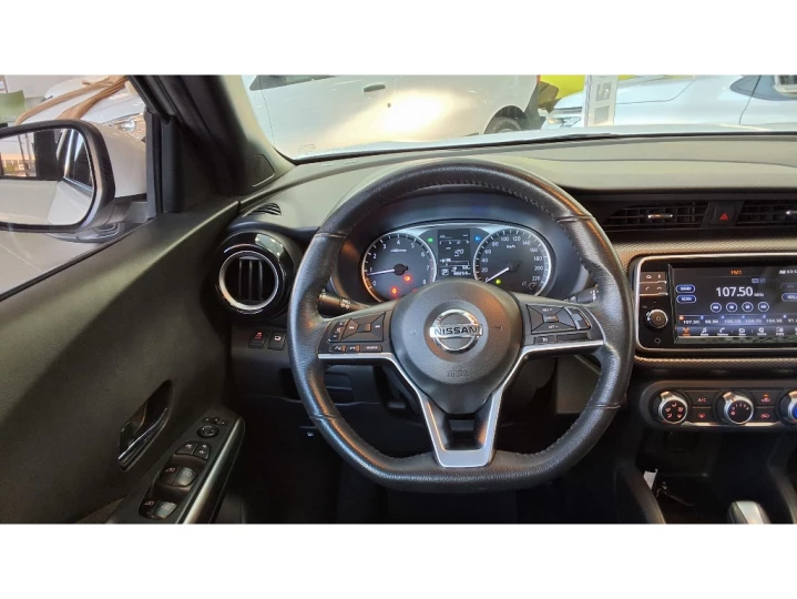 KICKS 1.6 16V FLEXSTART SV 4P XTRONIC