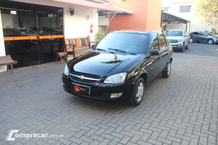 Classic Sedan 1.0 4P VHCE FLEX LS