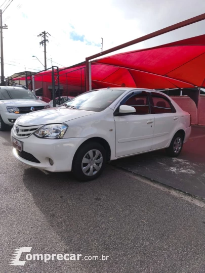 ETIOS 1.5 XS Sedan 16V