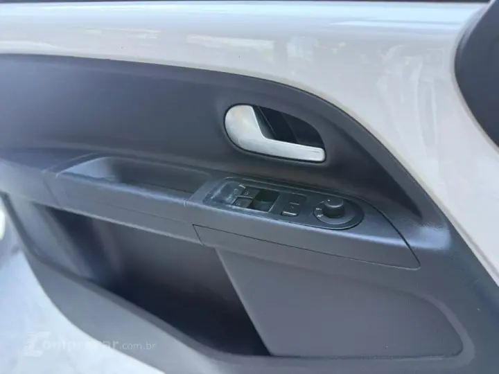 UP 1.0 TSI PEPPER 12V FLEX 4P MANUAL