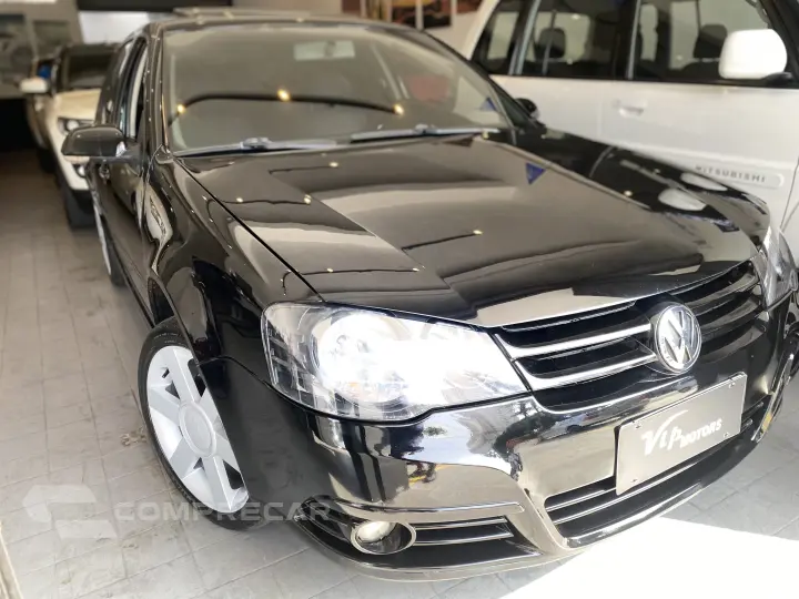 GOLF 2.0 MI GT 8V