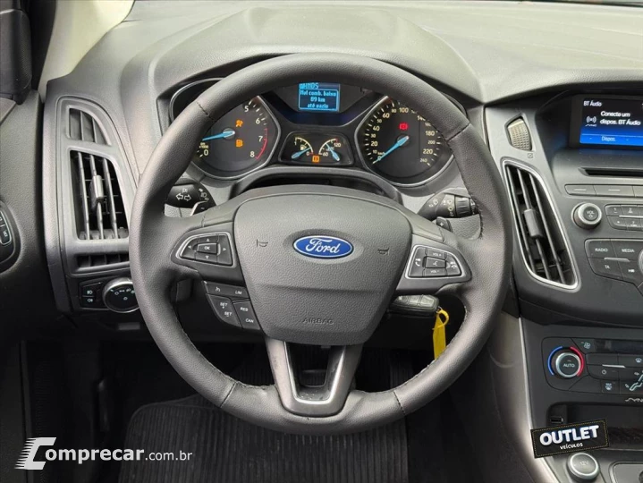 FOCUS 2.0 TITANIUM SEDAN 16V FLEX 4P POWERSHIFT