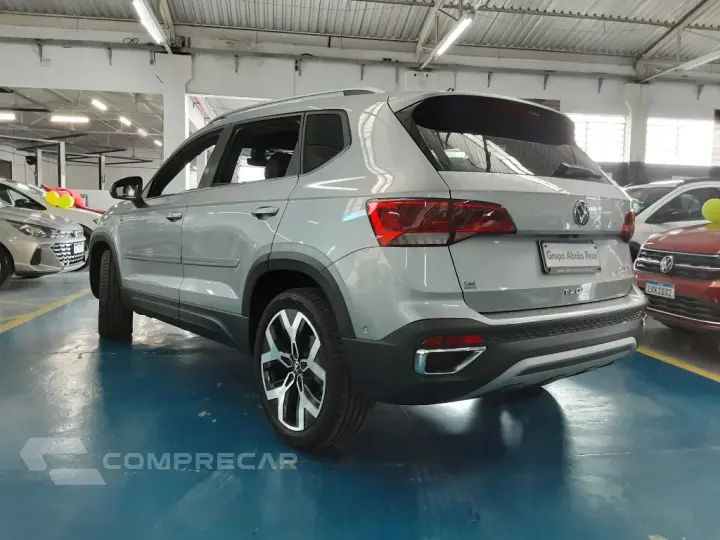 TAOS 1.4  250 TSI TOTAL FLEX HIGHLINE AUTOMÁTICO