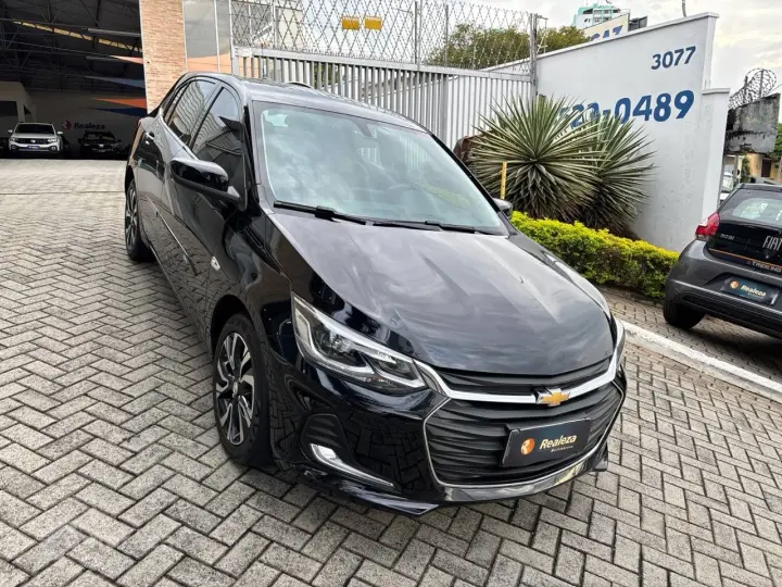 ONIX HATCH PREM. 1.0 12V TB Flex 5p Aut.