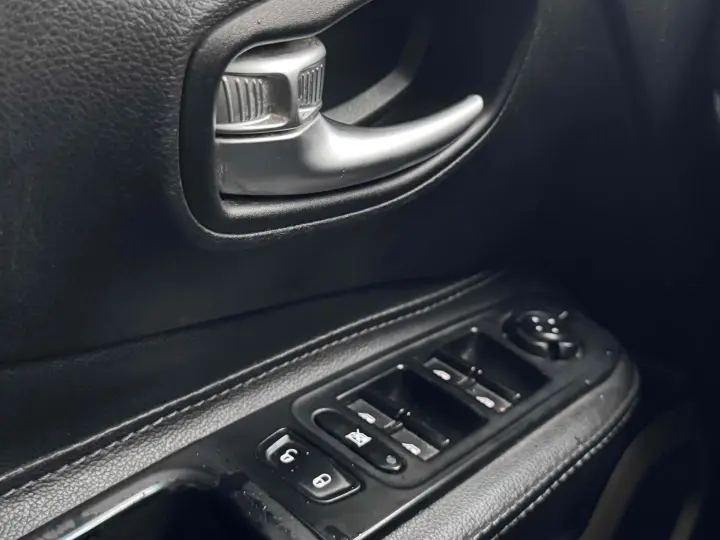 RENEGADE 1.8 16V Sport