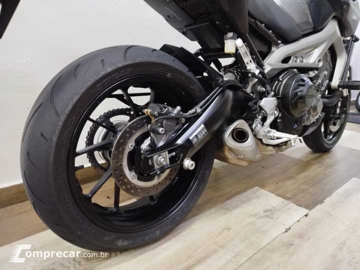 MT-09  ABS