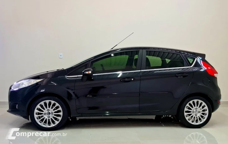 FIESTA 1.6 Titanium Hatch 16V