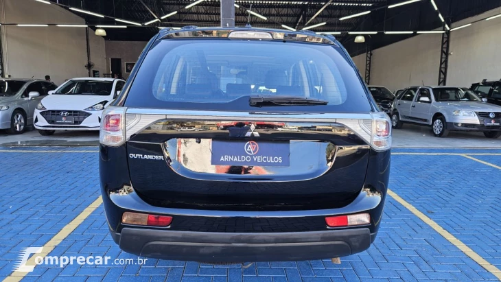OUTLANDER 2.0 16V 160cv Aut.