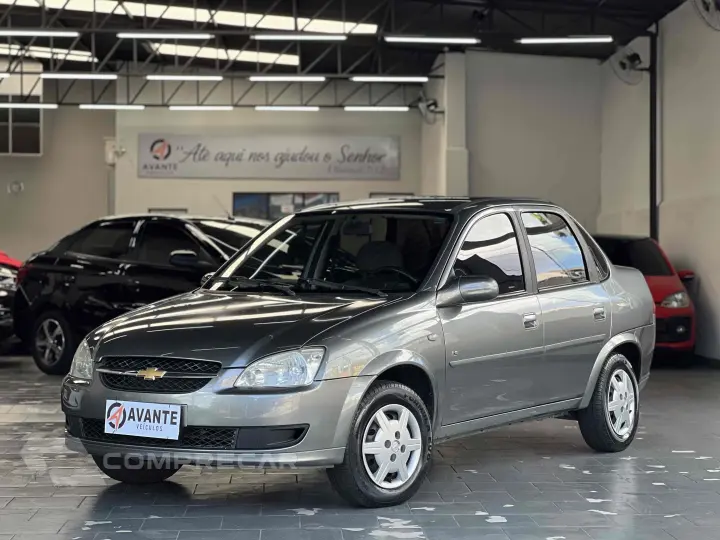 CLASSIC 1.0 MPFI LS 8V FLEX 4P MANUAL