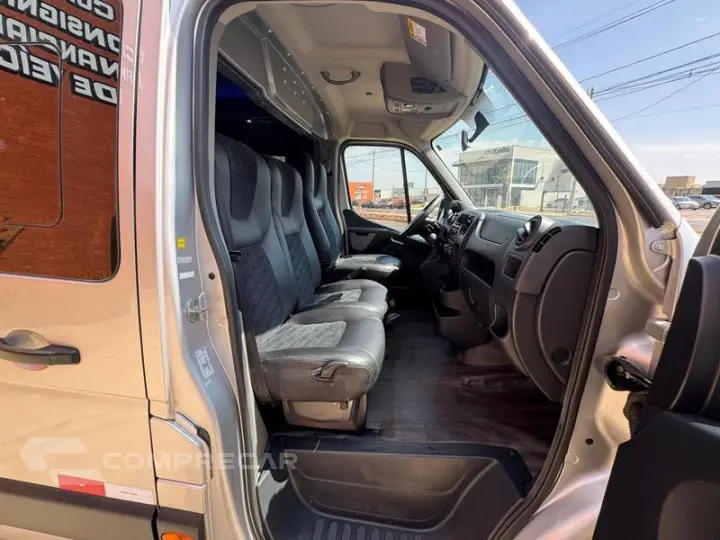 MASTER 2.3 DCI EXECUTIVE 16L LONGO