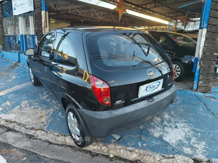 CELTA 1.0 MPFI Life 8V