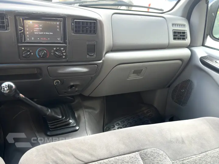 F-250 4.2 XLT 4X2 CD TURBO INTERCOOLER DIESEL 4P MANUAL