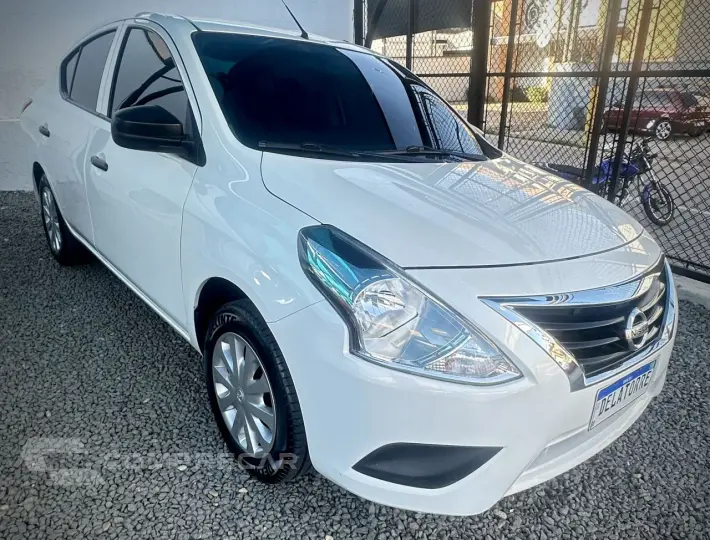 Versa Sedan 1.6 16V 4P FLEXSTART V-DRIVE