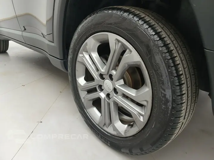 COMPASS 2.0 TD350 TURBO DIESEL LONGITUDE AT9