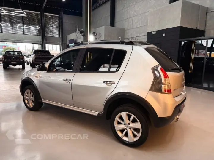 SANDERO 1.6 SL STEPWAY RIP CURL 16V FLEX 4P MANUAL