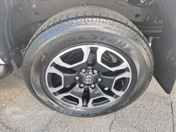 HILUX 2.8 D-4D TURBO DIESEL CD SRV 4X4 AUTOMÁTICO