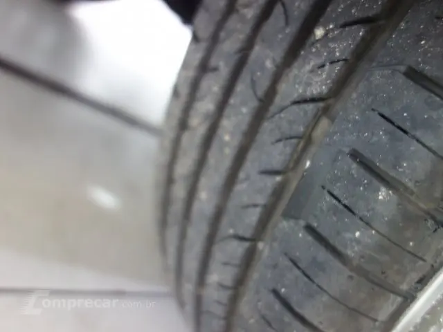 VERSA - 1.0 12V 4P MANUAL