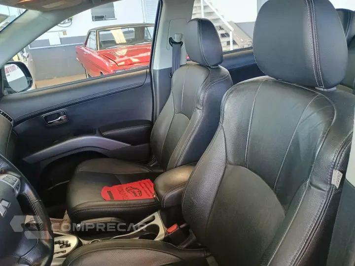 OUTLANDER 3.0 4X4 V6 24V