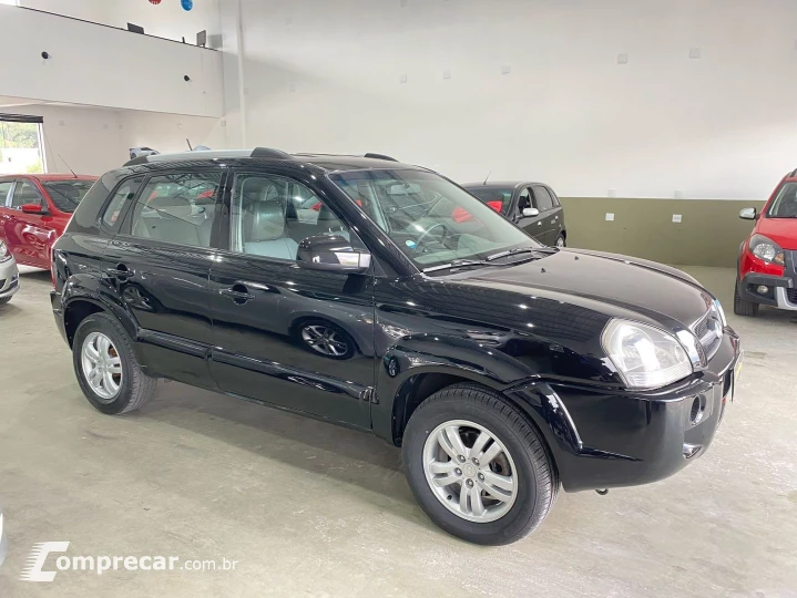 Tucson 2.0 Mpfi Gls 16V 143Cv 2Wd Gasolina 4P Automático