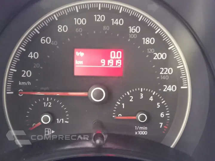 New Beetle 2.0 Mi 8V Gasolina 2P Automático