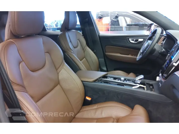 XC60 2.0 T8 RECHARGE ULTIMATE AWD GEARTRONIC