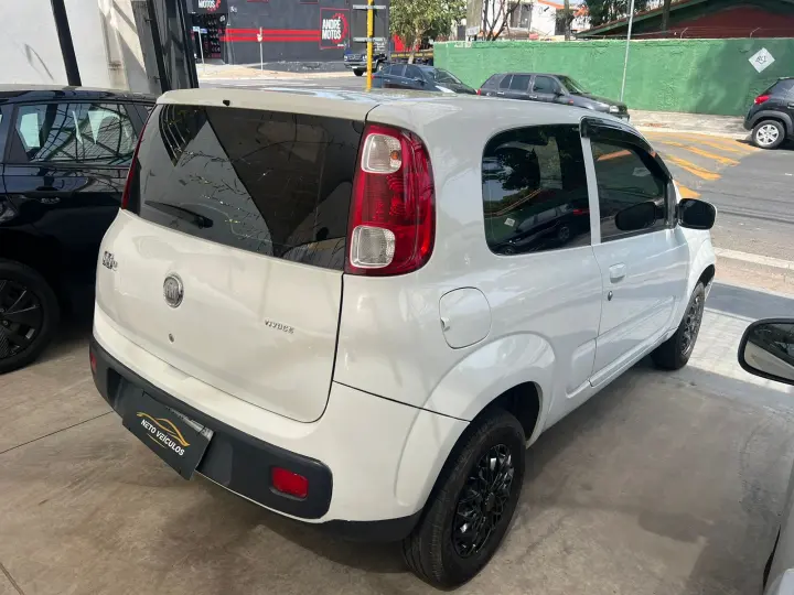 UNO 1.0 EVO Vivace 8V