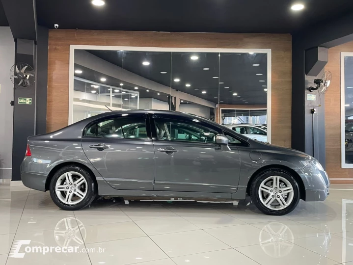 CIVIC 1.8 EXS 16V FLEX 4P AUTOMÁTICO