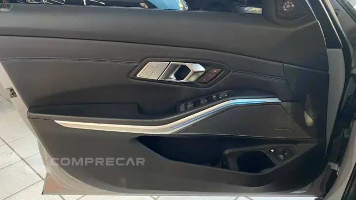 BMW 330e 2.0 16V TURBO M SPORT