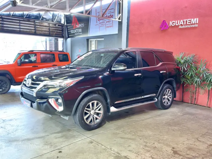 HILUX SW4 2.8 SRX 4X4 7 LUGARES 16V TURBO INTERCOOLER DIESEL