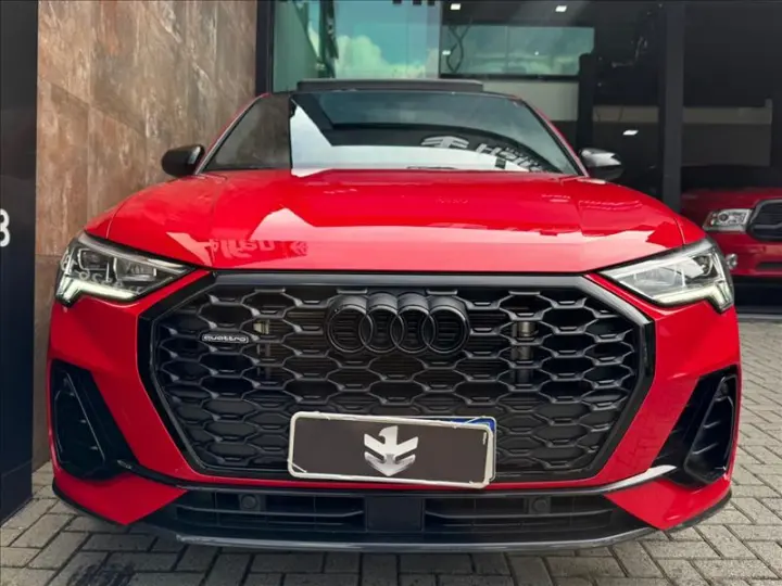 Q3 2.0 40 TFSI Sportback Performance Black Quattro