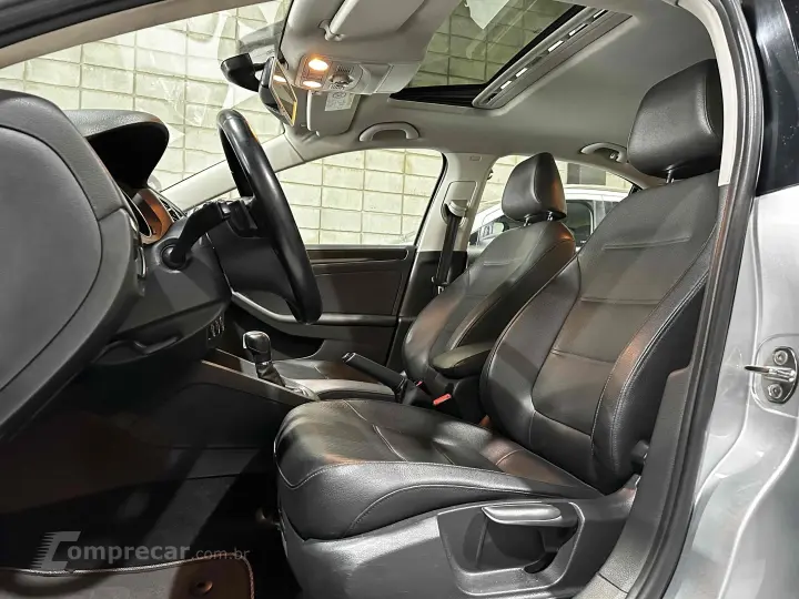 JETTA 2.0 COMFORTLINE FLEX 4P TIPTRONIC