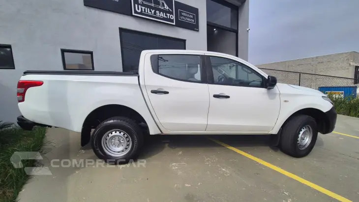 L200 TRITON 2.4 16V Turbo Sport GL CD 4X4