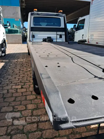 DAILY 35-150 COM PLATAFORMA DE 5.5M