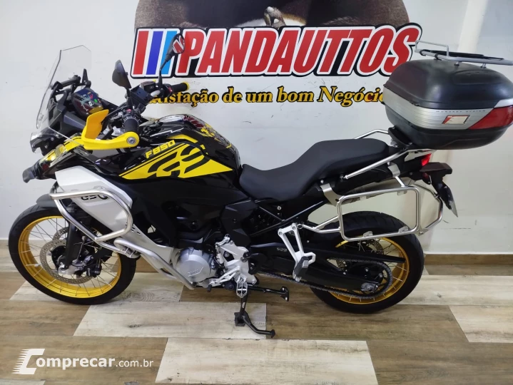 F 850 GS ADVENTURE 40 ANOS