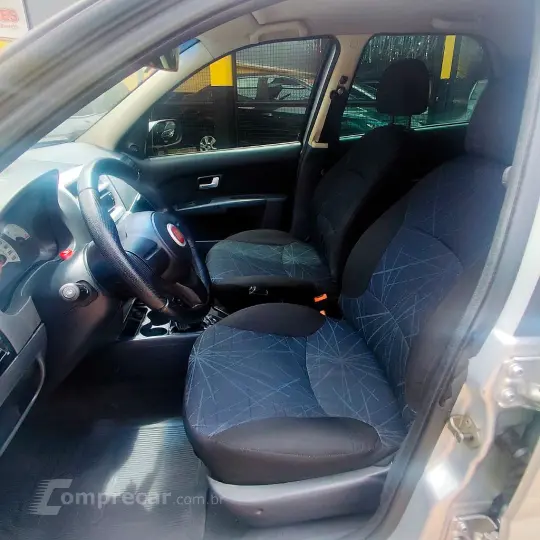 Palio ELX 1.4 Fire/30 Anos F. Flex 8V 4p