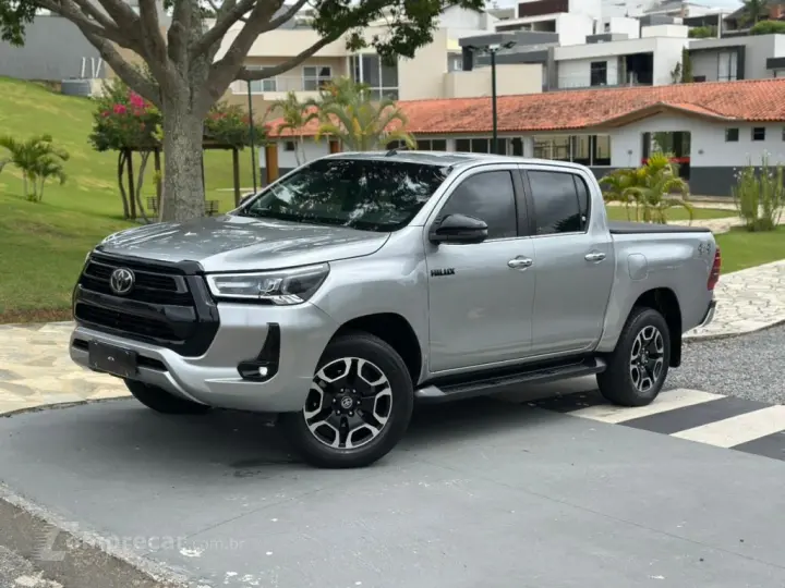 HILUX 2.8 D-4D TURBO DIESEL CD SRX 4X4 AUTOMÁTICO