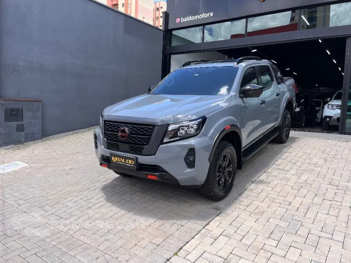 Frontier PRO4X CD 4x4 2.3 Bi-TB Die. Aut